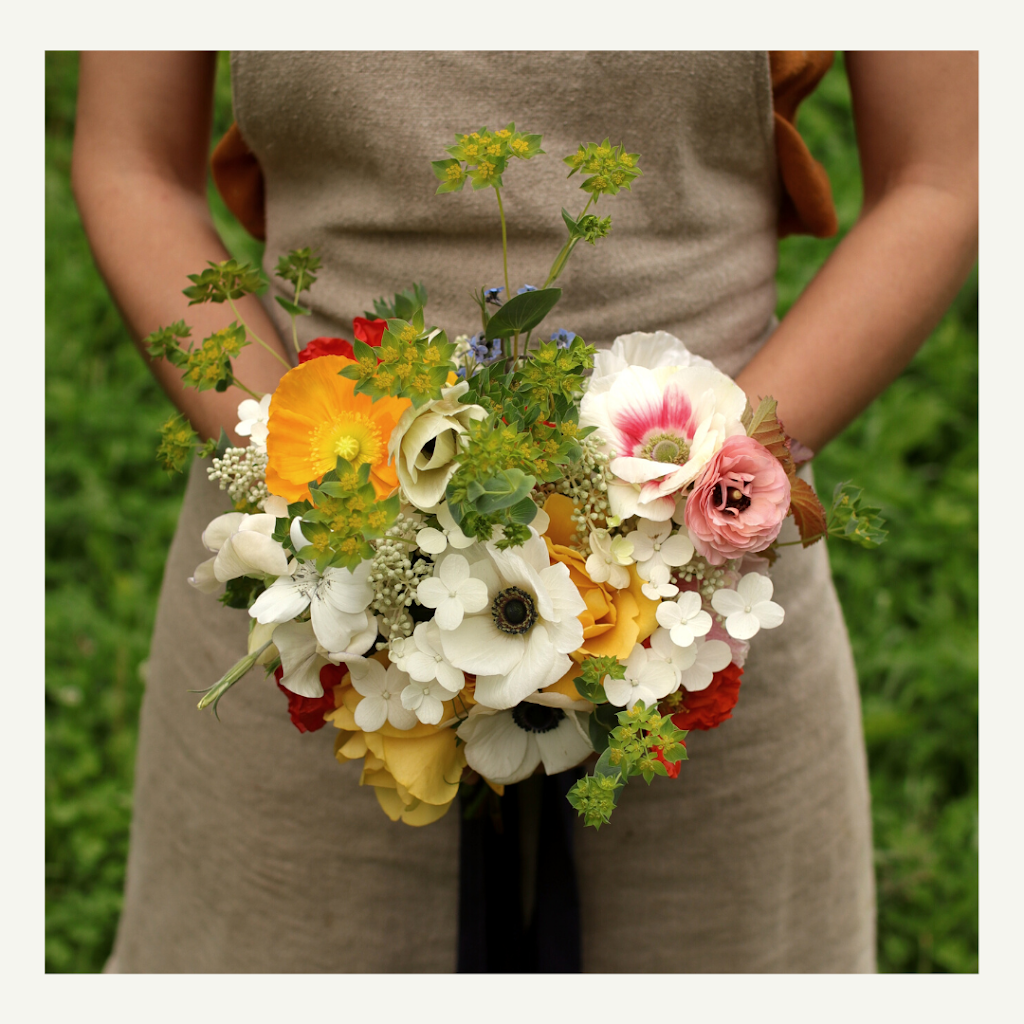 Fleuriste Enfants Sauvages Fleurs & Abeilles | 3401 Chem. Browns Hill, Ayers Cliff, QC J0B 1C0, Canada | Phone: (514) 817-7937