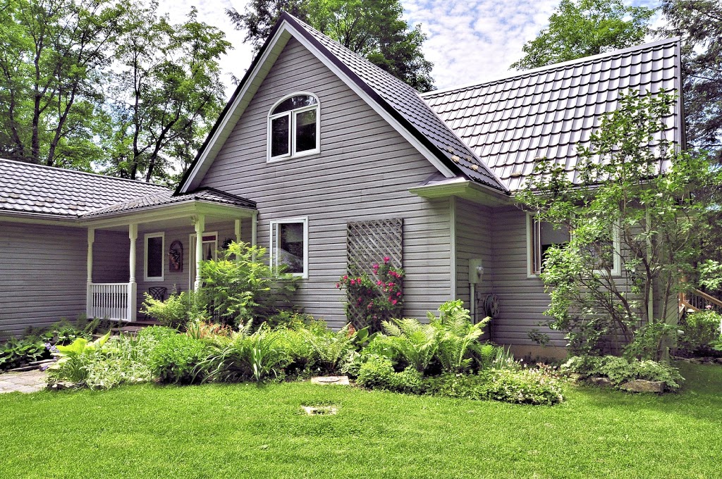 Baby Bear Bed and Breakfast | 1290 Avonlea Lane, Minden, ON K0M 2K0, Canada | Phone: (705) 286-1404