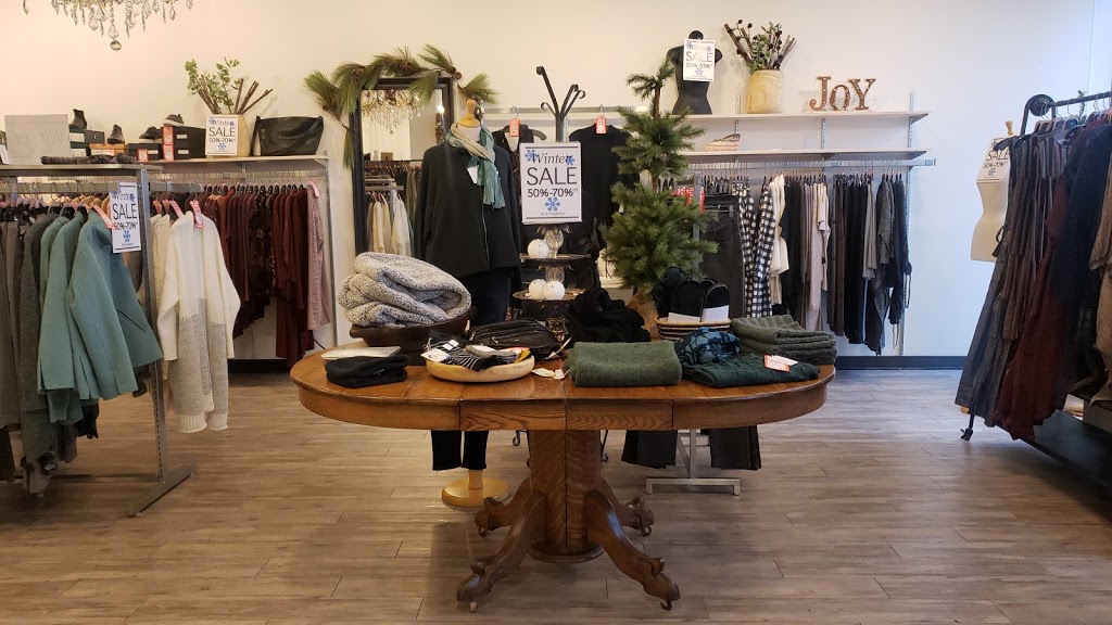Blue Magnolia Clothing | 5644 Cowrie St, Sechelt, BC V0N 3A0, Canada | Phone: (604) 741-0731