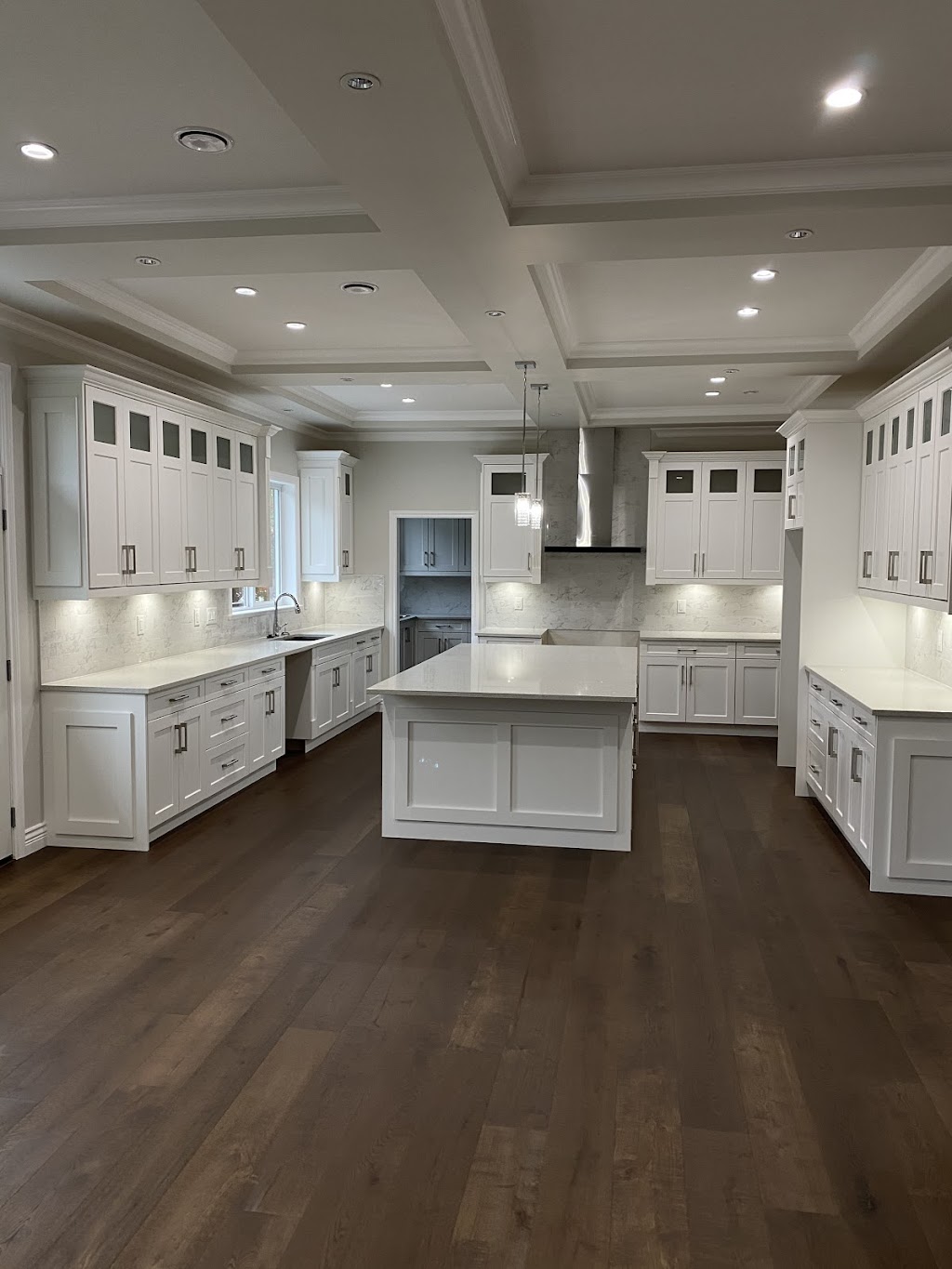 Omega kitchen cabinets ltd | 12507 80 Ave #307, Surrey, BC V3W 3A4, Canada | Phone: (778) 578-9936