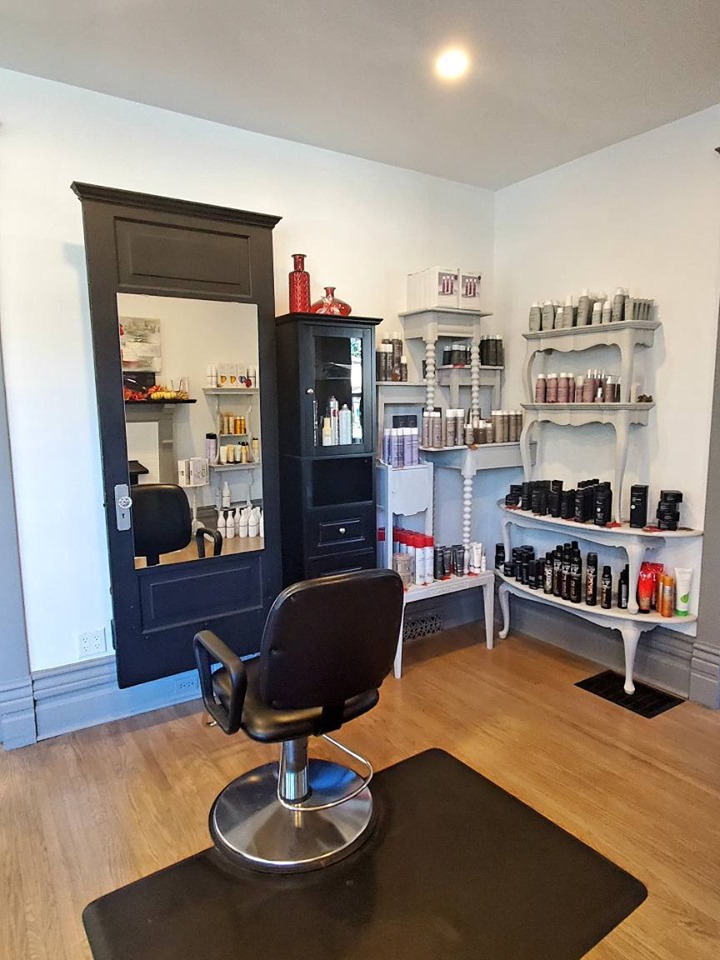 Village Hair Co | 2410 Main St, London, ON N6P 1A8, Canada | Phone: (519) 652-3941