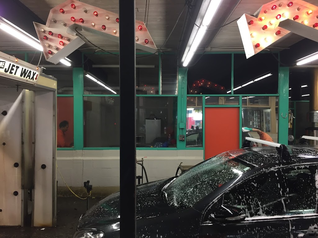 Oasis Automatic Car Wash Ltd | 671 3rd St W, North Vancouver, BC V7M 1H1, Canada | Phone: (604) 987-9112