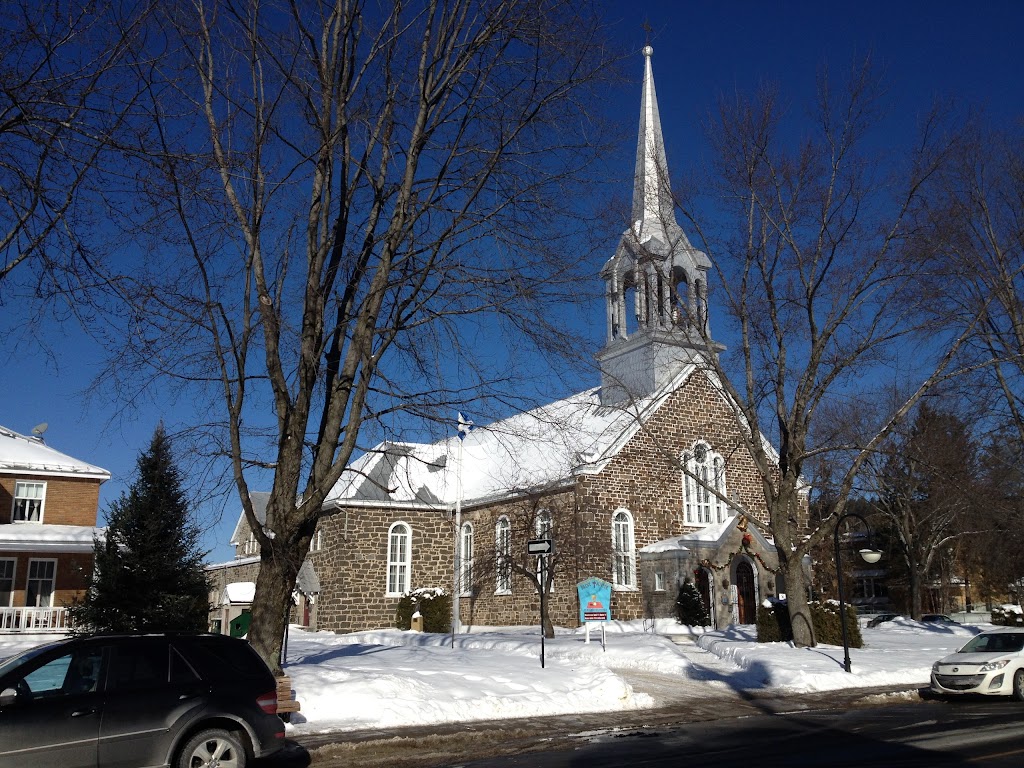 CHSLD Mont-Tremblant | 925 Rue de Saint Jovite, Mont-Tremblant, QC J8E 3J8, Canada | Phone: (819) 425-2793