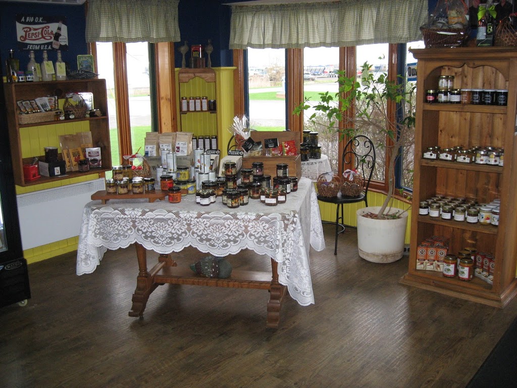 Canard et Compagnie | Québec 236, 228a Rue Principale, Saint-Louis-de-Gonzague, QC J0S 1T0, Canada | Phone: (450) 371-7707