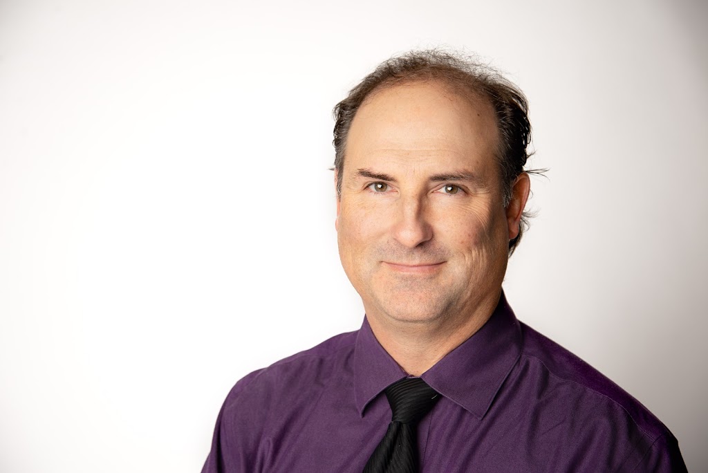 Cedar Pointe Optometry | 75 Cedar Pointe Dr #902, Barrie, ON L4N 5R7, Canada | Phone: (705) 728-0871