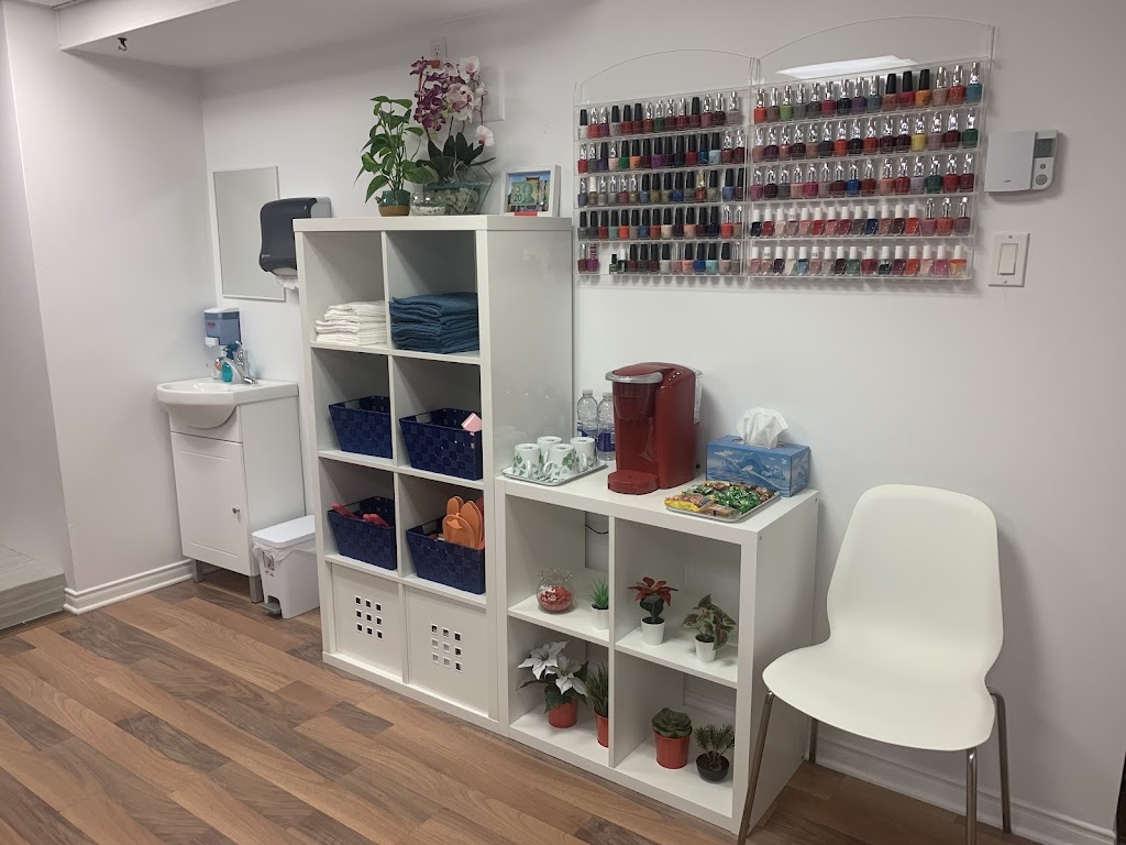 Ongles Ville-Rose / Manucure-Pédicure | 507 Rue Damien-Cyr, Laval, QC H7L 5V8, Canada | Phone: (450) 241-0378