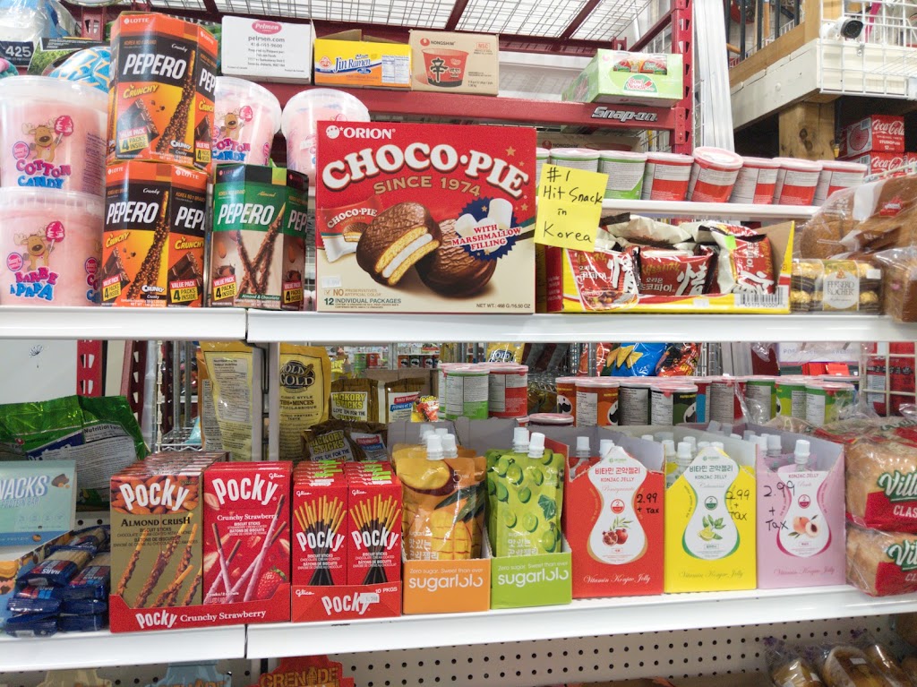 Bay Market | 82 Marine Parade Dr, Etobicoke, ON M8V 0A3, Canada | Phone: (416) 255-9099