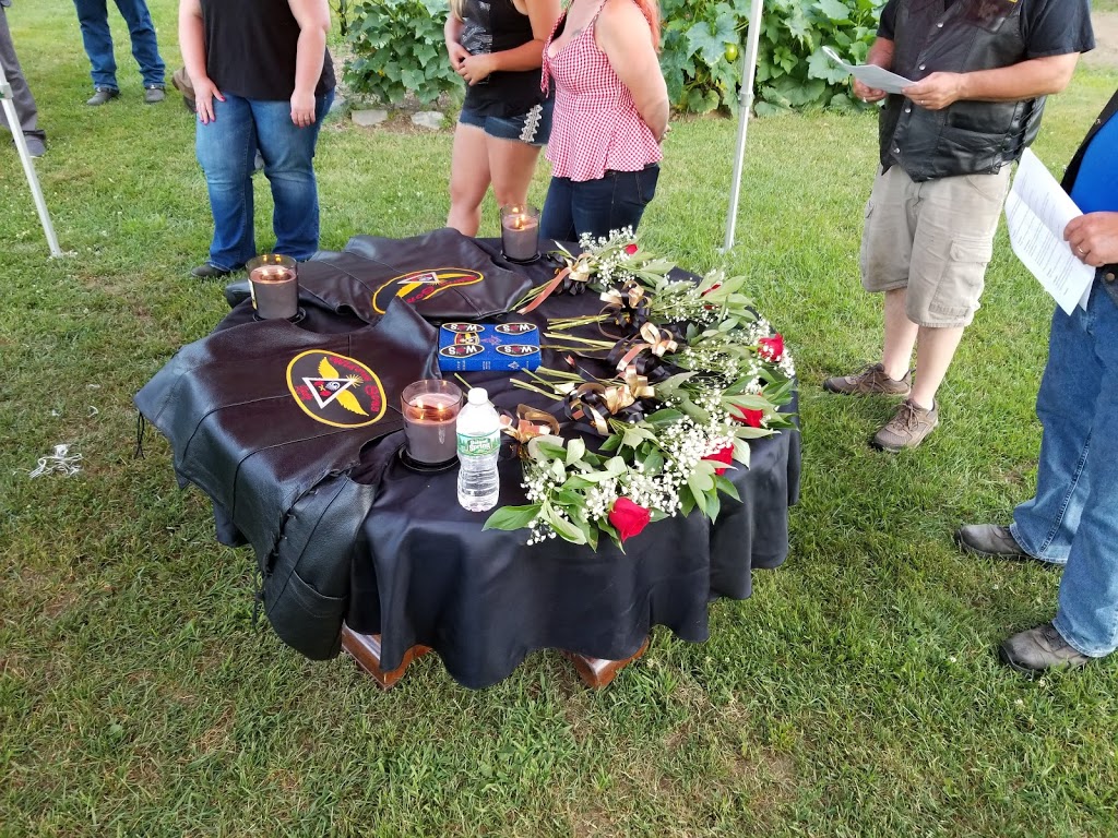 Grampa Grunts Lodge | 53 Begnoche Farm Rd, Montgomery Center, VT 05471, USA | Phone: (802) 326-4572