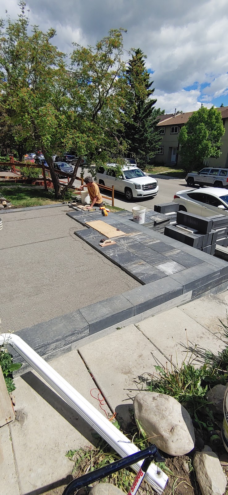 Kona Property Services Ltd | 6619 Huntsbay Rd NW, Calgary, AB T2K 4R2, Canada | Phone: (403) 651-2095