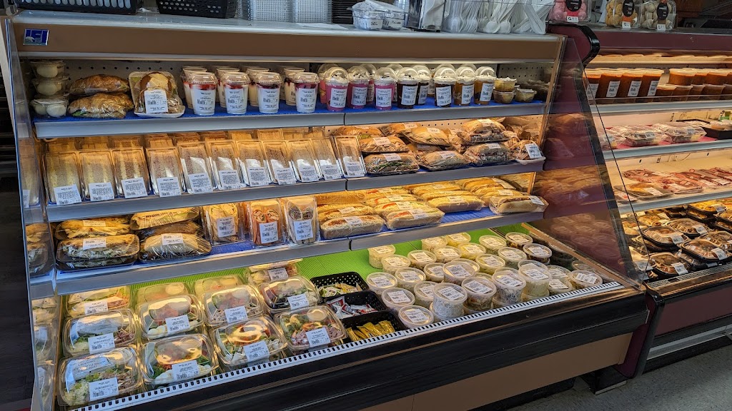 Cuisine Comme Chez Vous | 11 Bd des Pins, Drummondville, QC J2C 1P3, Canada | Phone: (819) 479-4148