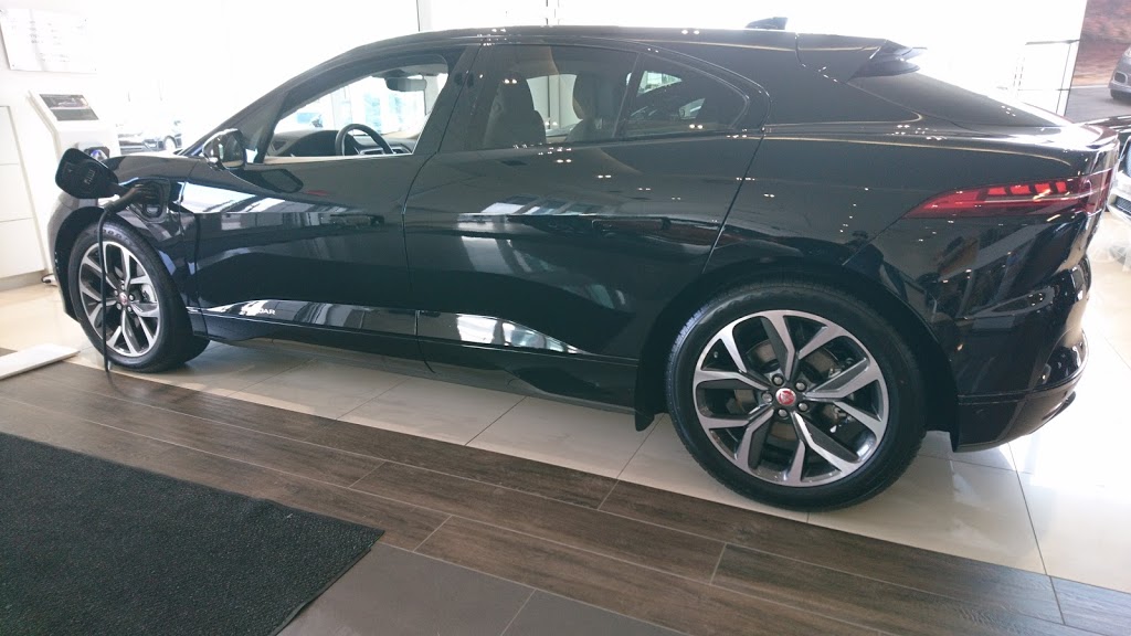 Jaguar Brossard | 9425 Boulevard Taschereau suite b, Brossard, QC J4Y 2J3, Canada | Phone: (450) 659-5572