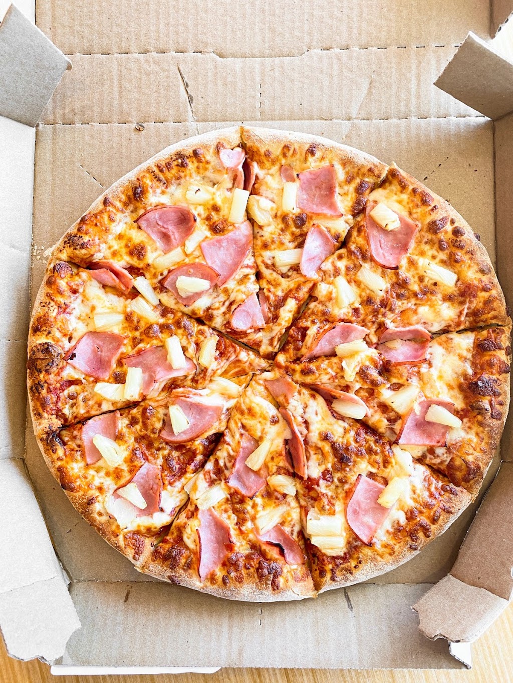 Dominos Pizza | 1683 Corydon Ave, Winnipeg, MB R3N 0J8, Canada | Phone: (204) 987-5556