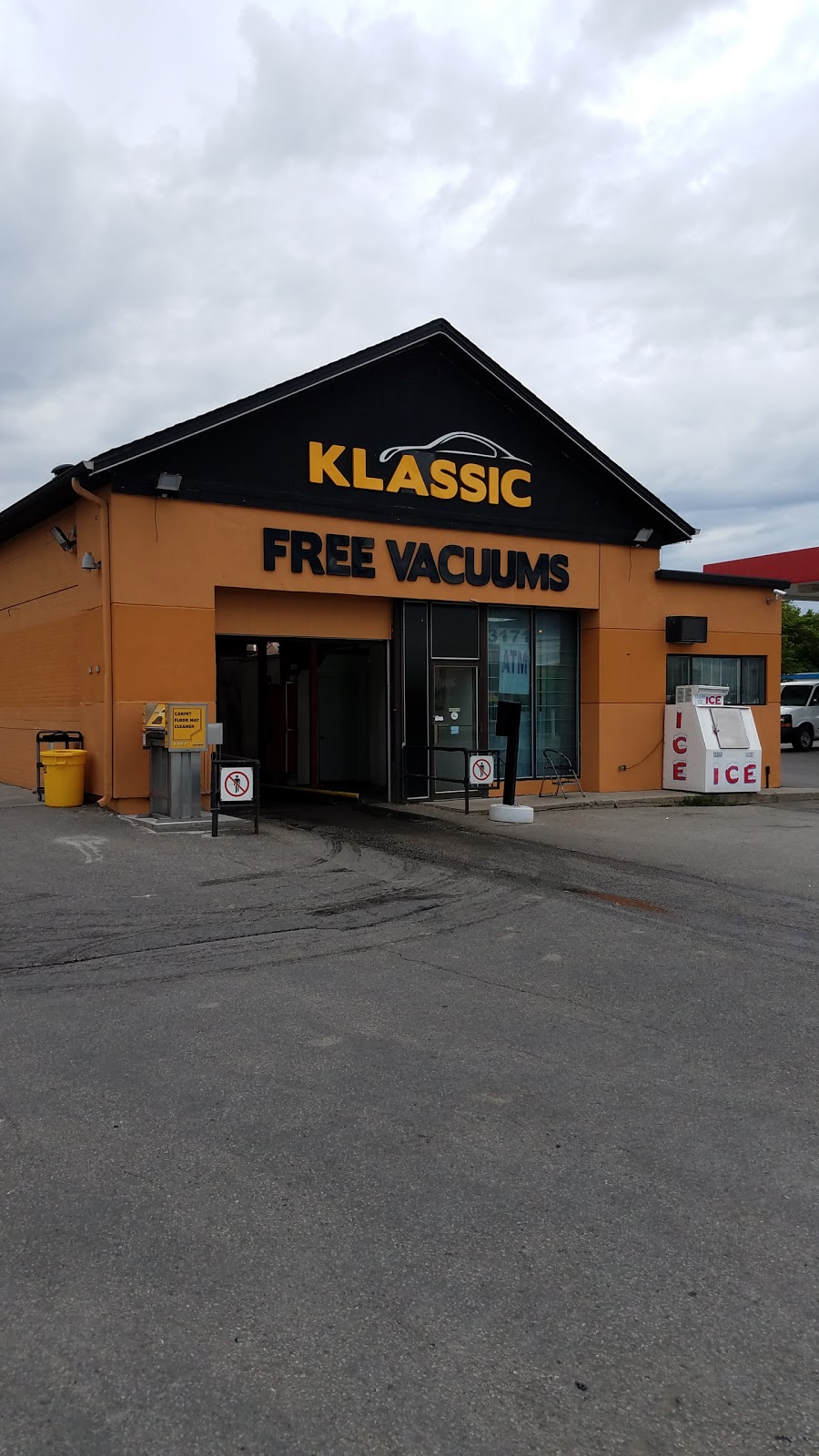 Klassic Car Wash | 3171 Derry Rd E, Mississauga, ON L4T 1A8, Canada | Phone: (905) 671-9274