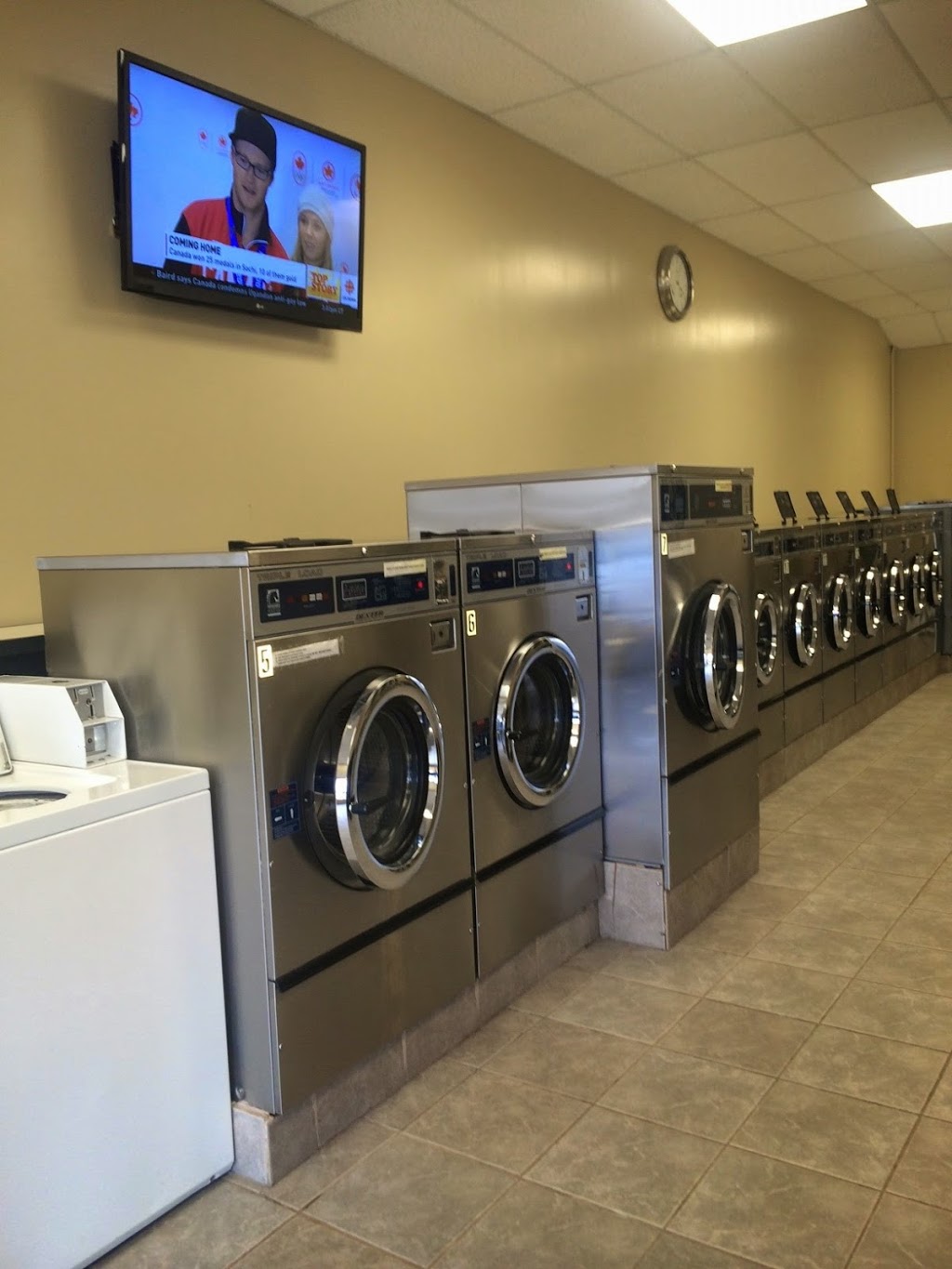 Laundromat Depot | 9580 Yonge St, Richmond Hill, ON L4C 1V6, Canada | Phone: (647) 861-8862