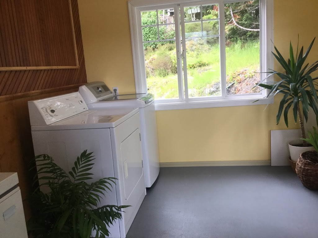 Botanical Getaway Guest House | 6528 Cerantes Rd, Port Renfrew, BC V0S 1K0, Canada | Phone: (250) 647-5483