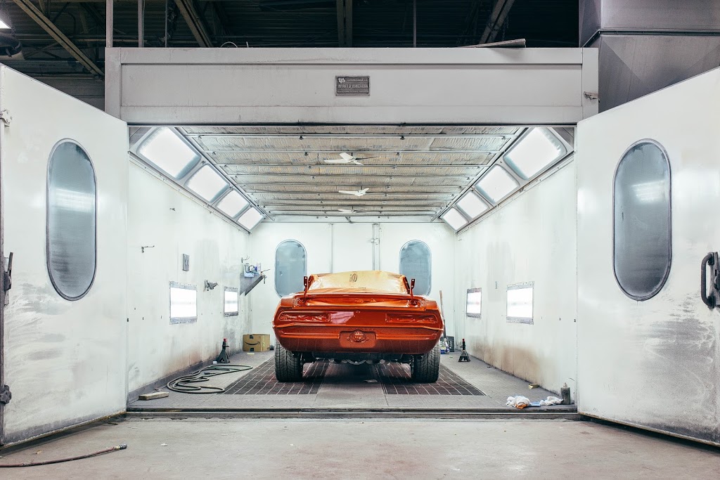 AER Truck & Car AUTO COLLISION | 7120 Tranmere Dr, Mississauga, ON L5S 1L9, Canada | Phone: (905) 405-8444