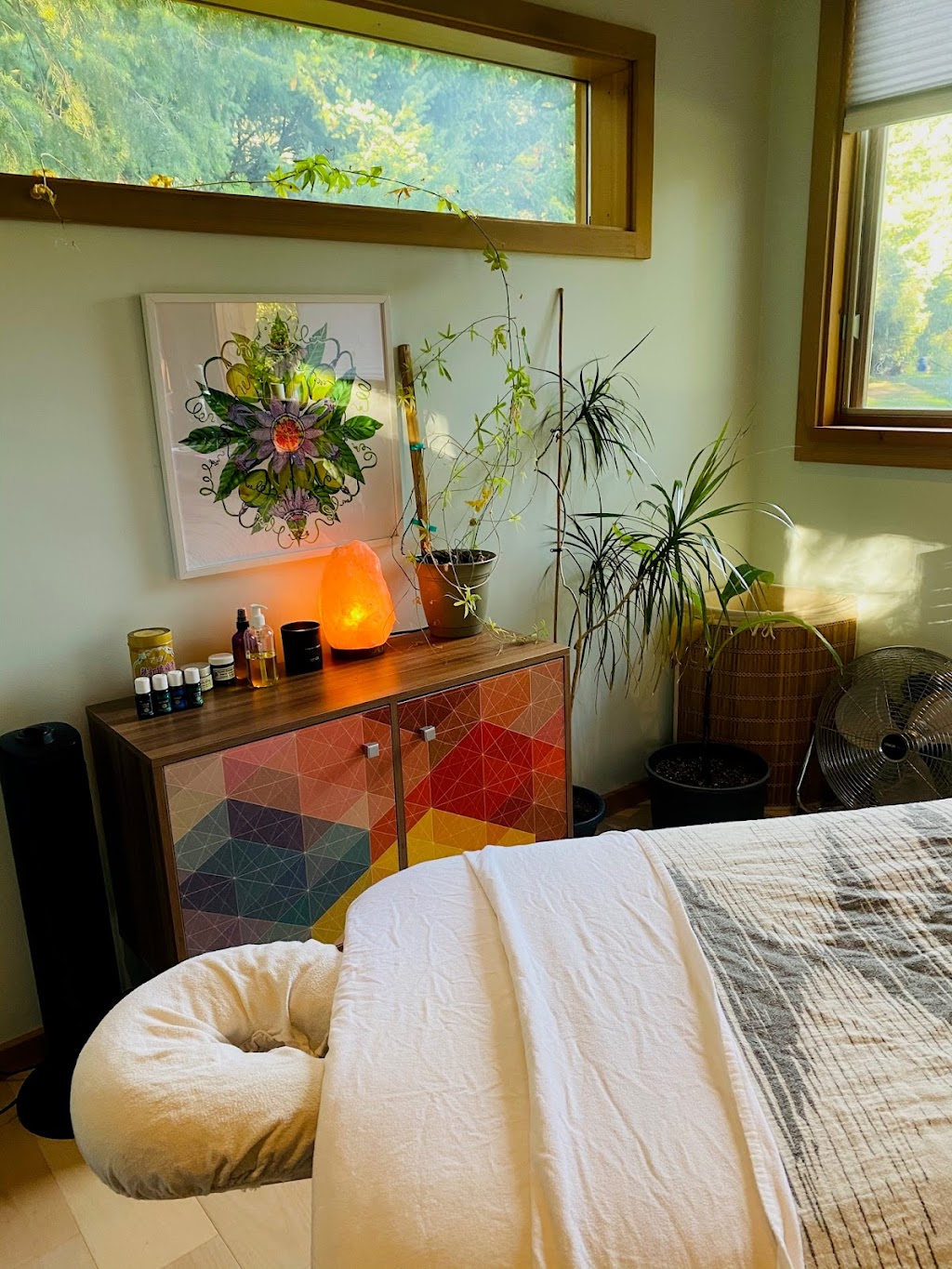 Kailani Massage & Wellness | 7600 Pemberton Meadows Rd, Pemberton, BC V0N 2L0, Canada | Phone: (604) 902-5540