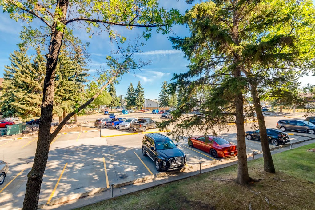 Durham County | 350 Hooper Crescent NW, Edmonton, AB T5A 4P1, Canada | Phone: (855) 247-1492