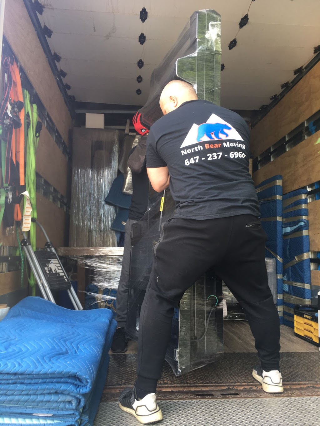North Bear Moving Company | 99 Eagle Rock Way #220, Maple, ON L6A 5A7, Canada | Phone: (647) 237-6960
