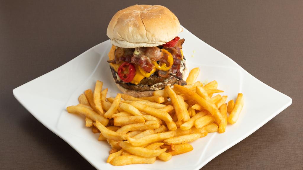 Wing House Beaverton | 334 Simcoe St, Beaverton, ON L0K 1A0, Canada | Phone: (705) 504-4444