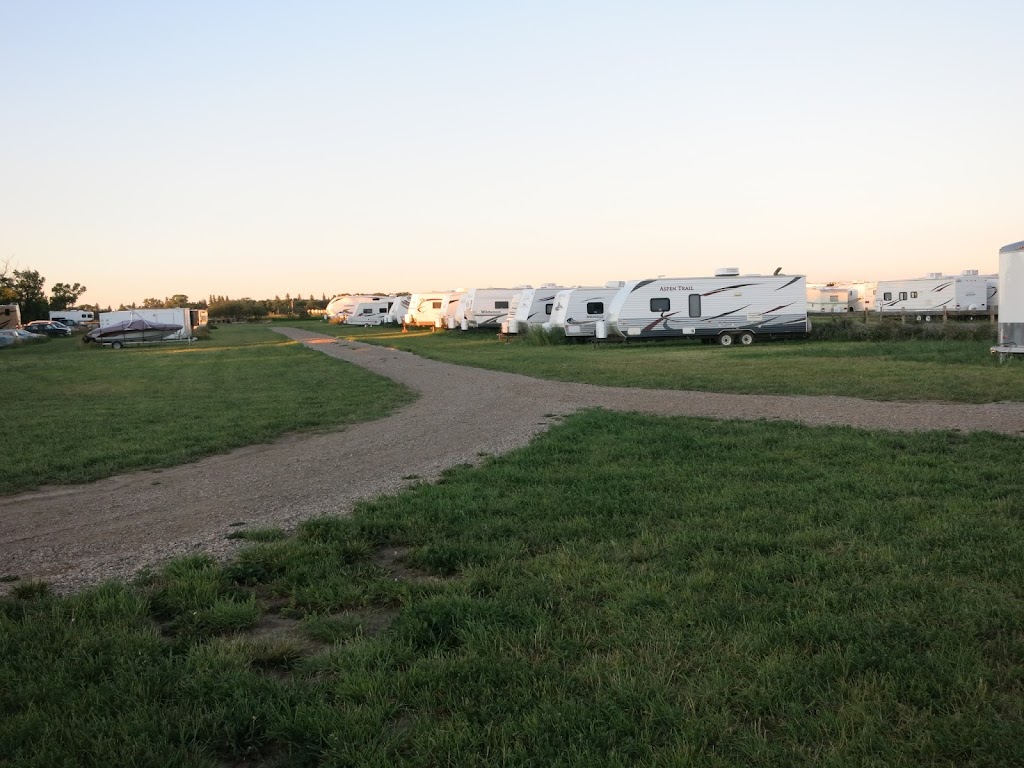 Sunnyside RV Storage | #1, 90066, Range Rd 212, Lethbridge County, AB T1J 5P8, Canada | Phone: (403) 382-1639