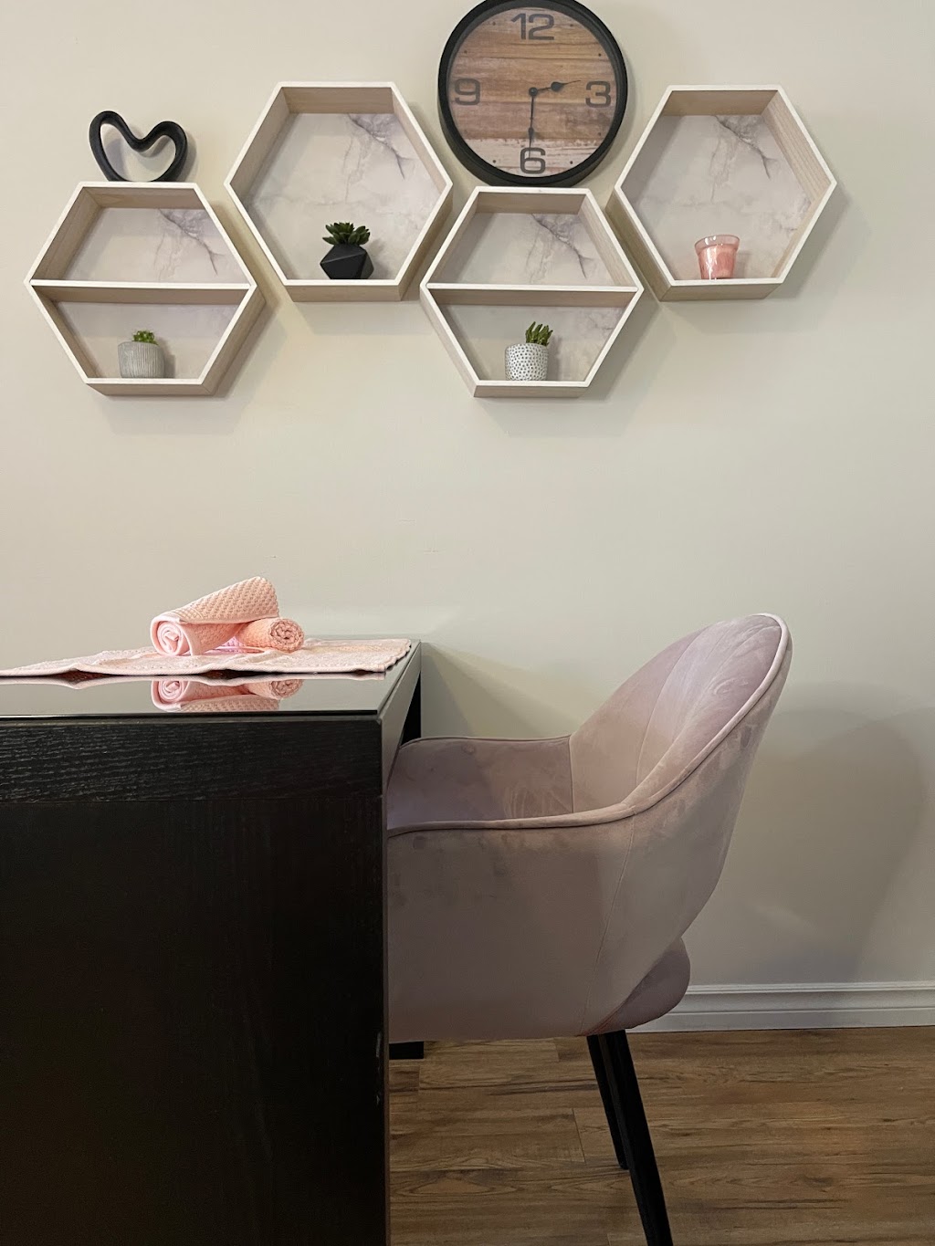 Petra Beauty Studio | 25 Knollsbrook Dr, Nepean, ON K2J 1K7, Canada | Phone: (613) 263-5416