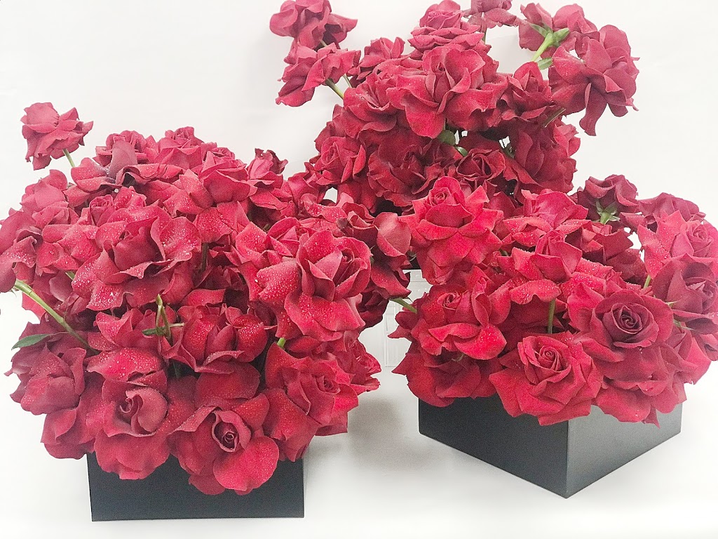 Dushan Flowers | 1318 SE Marine Dr, Vancouver, BC V5X 4K4, Canada | Phone: (604) 565-3733