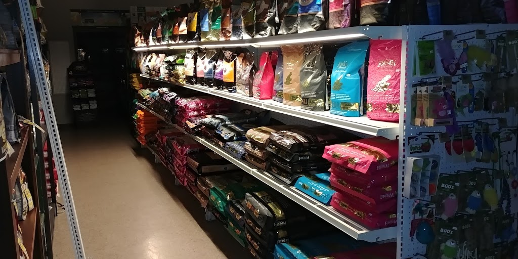 Animalerie Centre Holistique Nutri-Max | 1111 QC-132, Sorel-Tracy, QC J3R 1L7, Canada | Phone: (450) 846-3447
