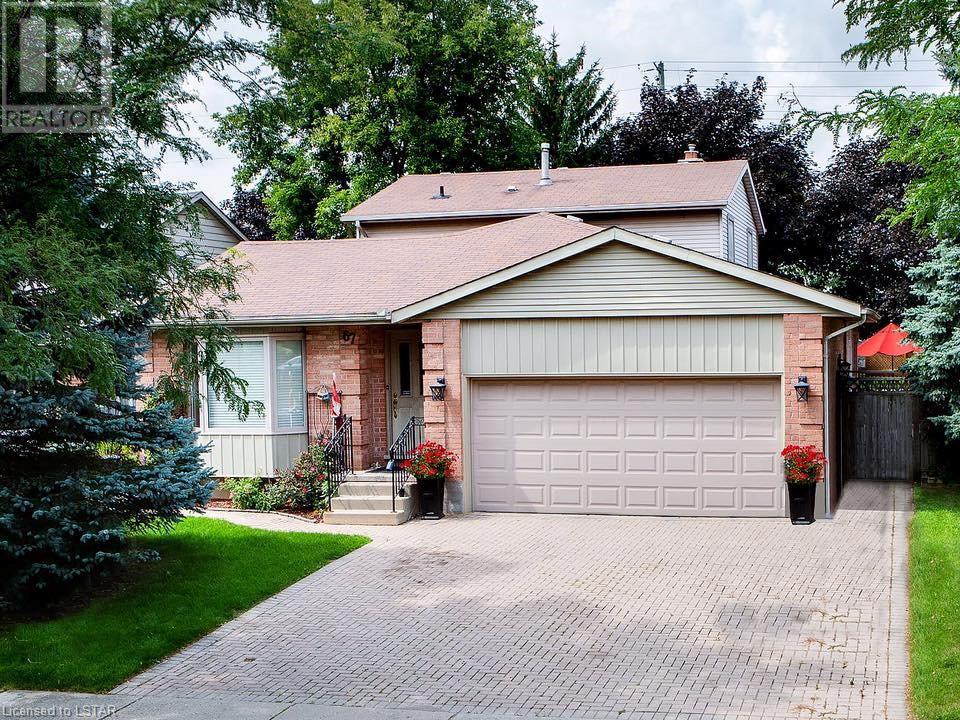 Candace Keeling, Realtor, Peak Professionals Realty | 931 oxford street, London, ON N5Y 1C4, Canada | Phone: (519) 619-5337