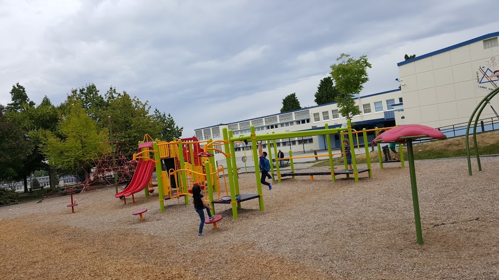 Sir Wilfrid Laurier Elementary School | 7350 Laurel St, Vancouver, BC V6P 3T9, Canada | Phone: (604) 713-4925