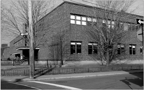 École Victor-Rousselot | school | 3525 Rue Sainte-Émilie, Montréal, QC H4C 1Z3, Canada | 5145965750 OR +1 514-596-5750