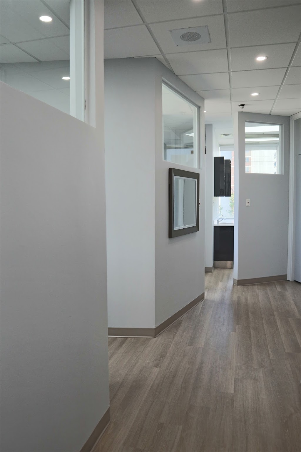 Dr. Vincent Huang | 3420 Finch Ave E #401, Scarborough, ON M1W 2R6, Canada | Phone: (416) 497-0119