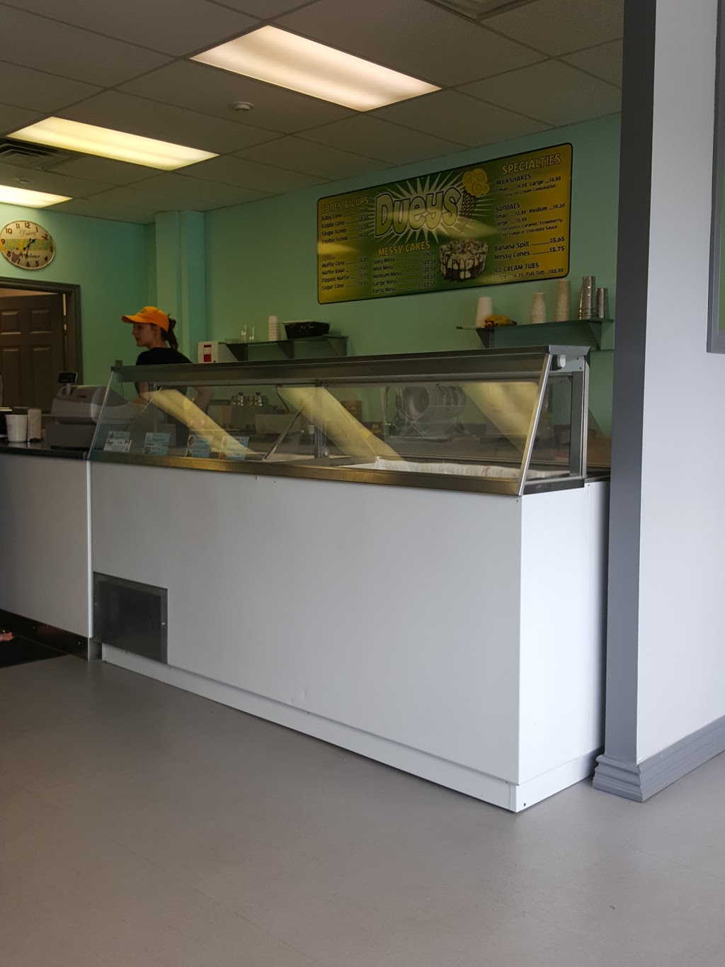 Dueys Ice Cream | 242 Colborne St W, Brantford, ON N3T 1L9, Canada | Phone: (519) 753-2400