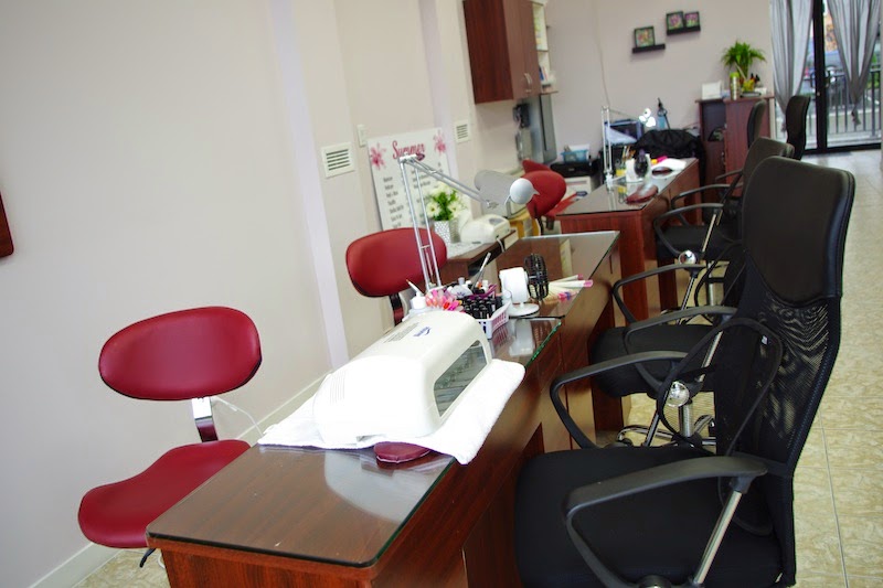 Summer Nails & Spa | 19188 72 Ave #110, Surrey, BC V4N 1M9, Canada | Phone: (604) 372-2838