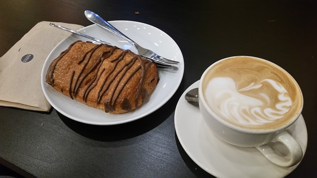 Waves Coffee House | 7315 Edmonds St #101, Burnaby, BC V3N 1A7, Canada | Phone: (604) 524-9283