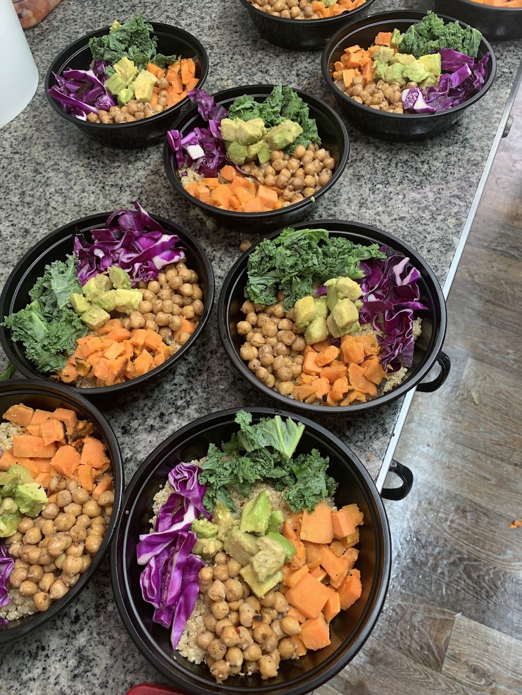 Faim Renard | 250 Rue Saint-Urbain, Granby, QC J2G 8M8, Canada | Phone: (450) 521-1636