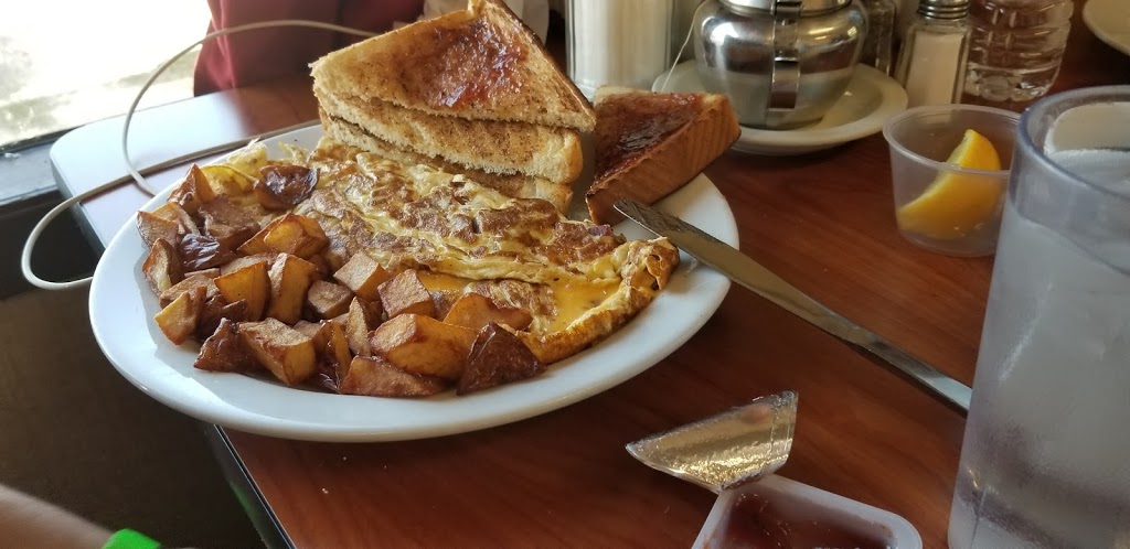 Rosies Cafe | MB-229, Inwood, MB R0C 1P0, Canada | Phone: (204) 278-3358