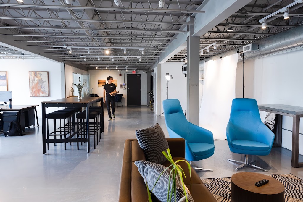 Consultus Digital | 136 Geary Ave unit 109, Toronto, ON M6H 4H1, Canada | Phone: (416) 460-1810