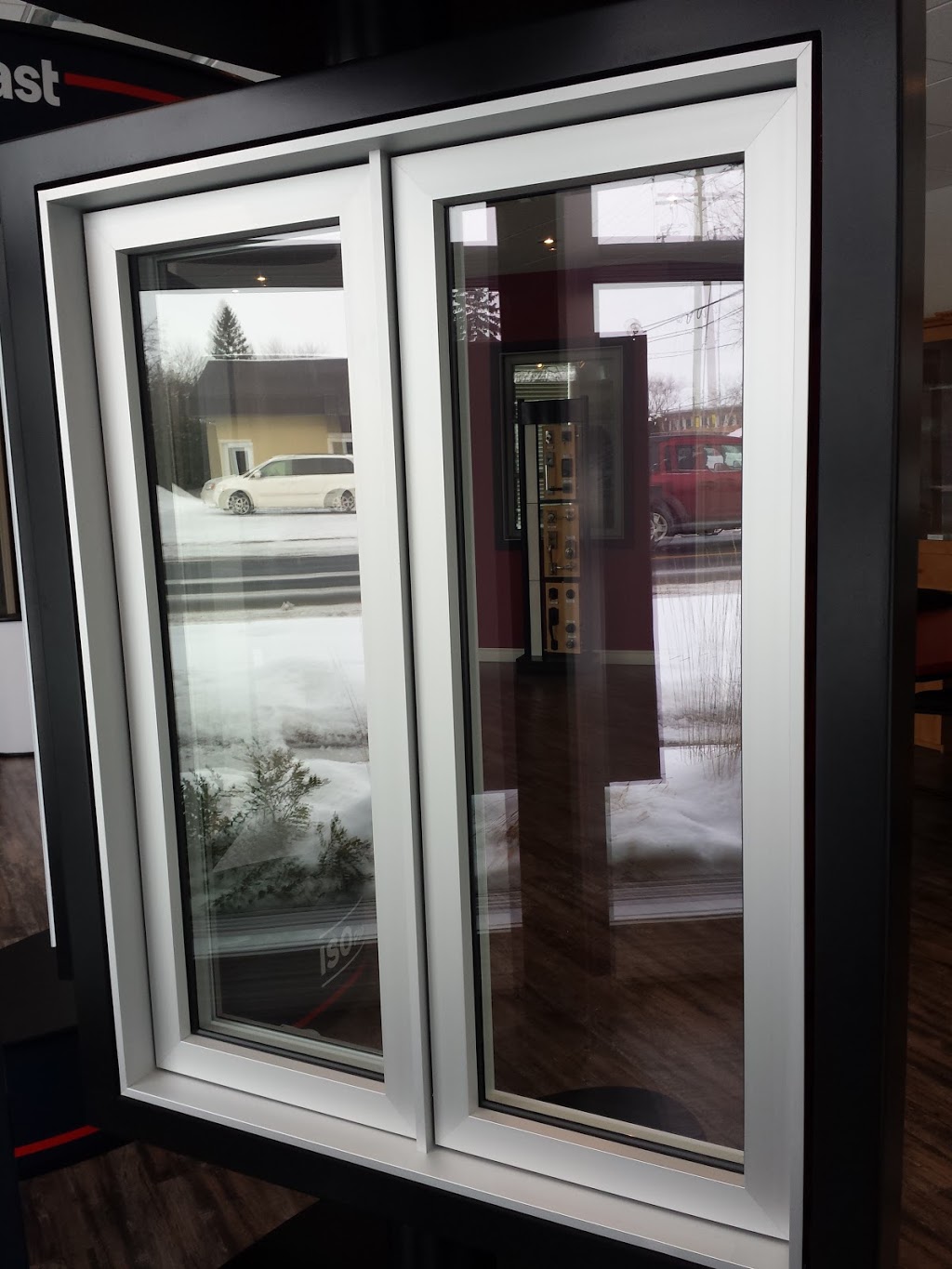Portes et Fenêtres Verchères - Détaillant Fenplast | 43 Rue St Eugène, Varennes, QC J3X 1E3, Canada | Phone: (450) 985-1919