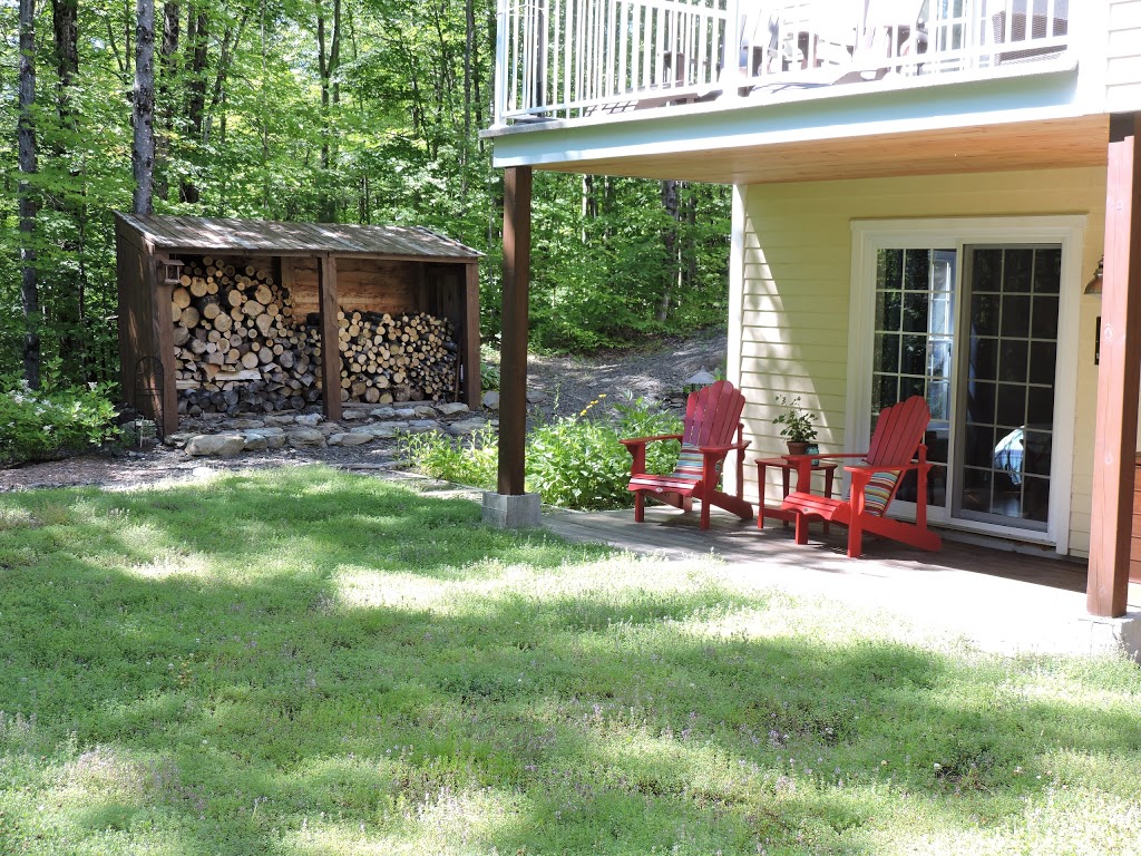 Gîte La Clairière | 242 Chemin du Lac-Nick, Bolton-Est, QC J0E 1G0, Canada | Phone: (819) 212-8383