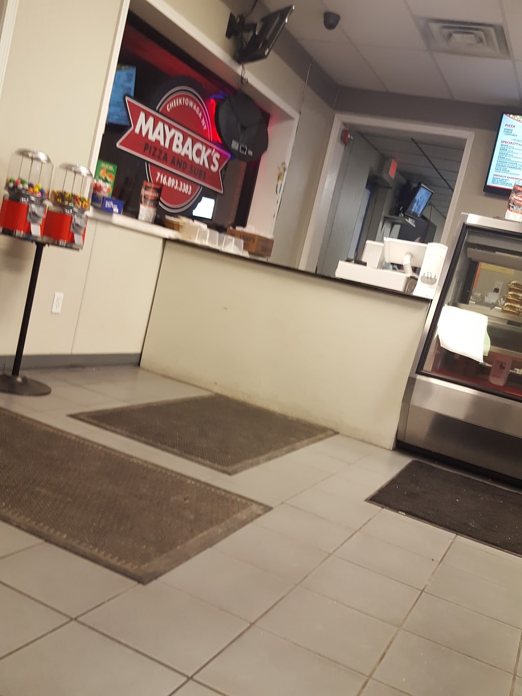 Maybacks Pizzeria | 3035 Genesee St #7, Buffalo, NY 14225, USA | Phone: (716) 893-3383