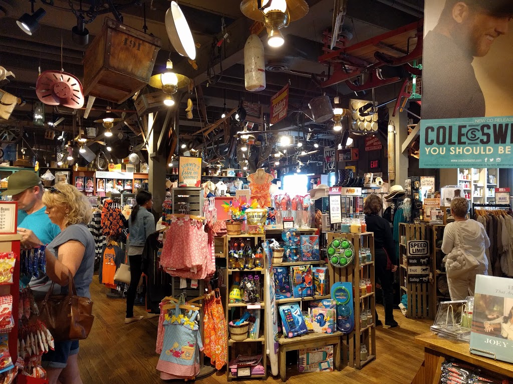 Cracker Barrel Old Country Store | 6643 Transit Rd, Williamsville, NY 14221, USA | Phone: (716) 635-9542