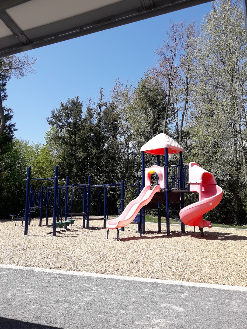 Parc Amos | 207 Rue de la Renaissance, Blainville, QC J7B 1S7, Canada