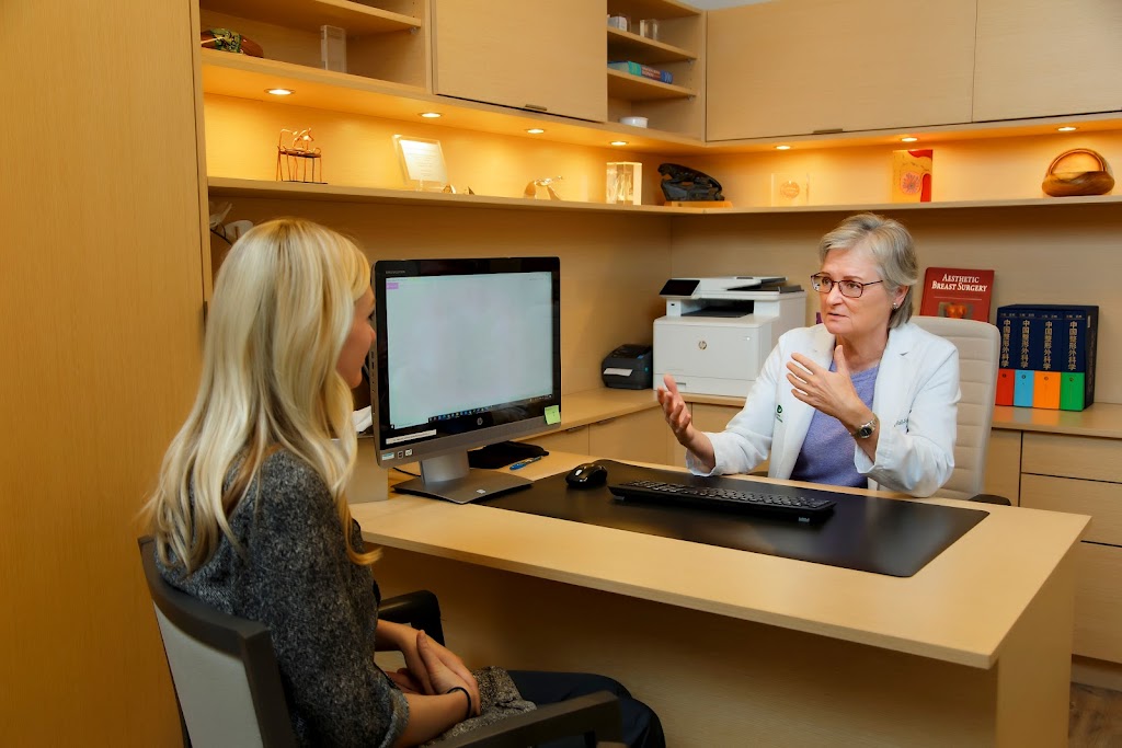 Banff Plastic Surgery | 75 Dyrgas Gate #106, Canmore, AB T1W 0A6, Canada | Phone: (403) 762-2055