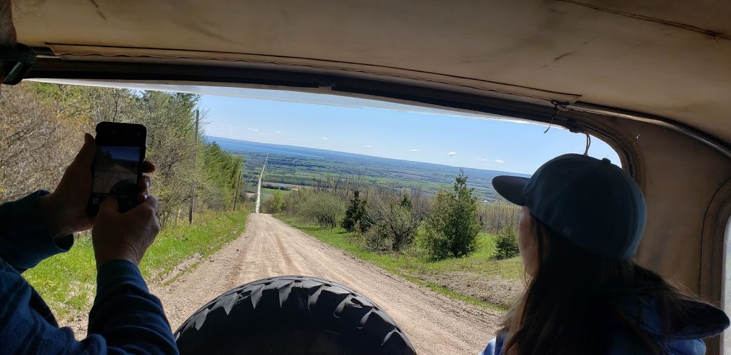 Xtreme Adventures Hummer Tours | 156 Jozo Weider Blvd, The Blue Mountains, ON L9Y 0V2, Canada | Phone: (705) 446-1475