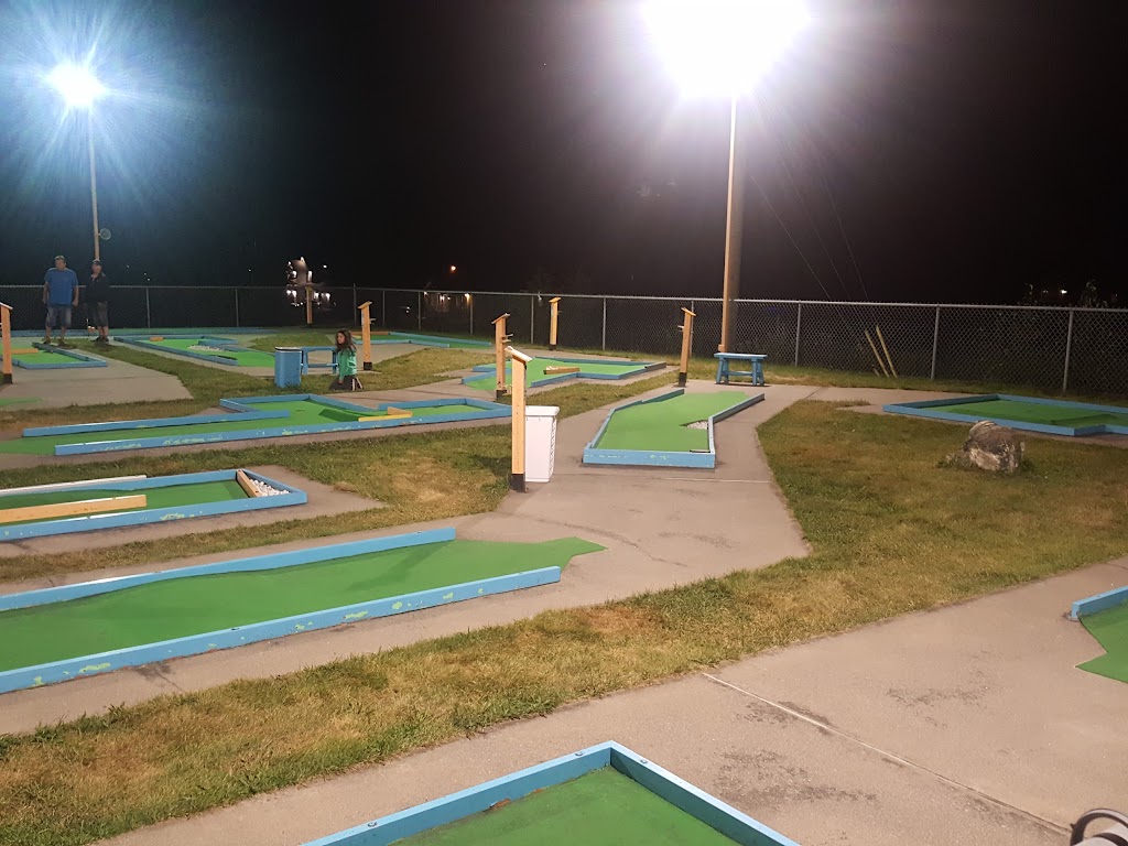 Mini-Putt De Lamiante... miniputt de lamiante | 3543 Bd Frontenac O, Thetford Mines, QC G6H 2B7, Canada | Phone: (418) 423-7797