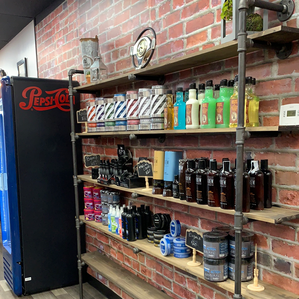 Mr. Barber Millwoods Tipaskin | 3210 82 St NW, Edmonton, AB T6K 3Y3, Canada | Phone: (780) 758-9995