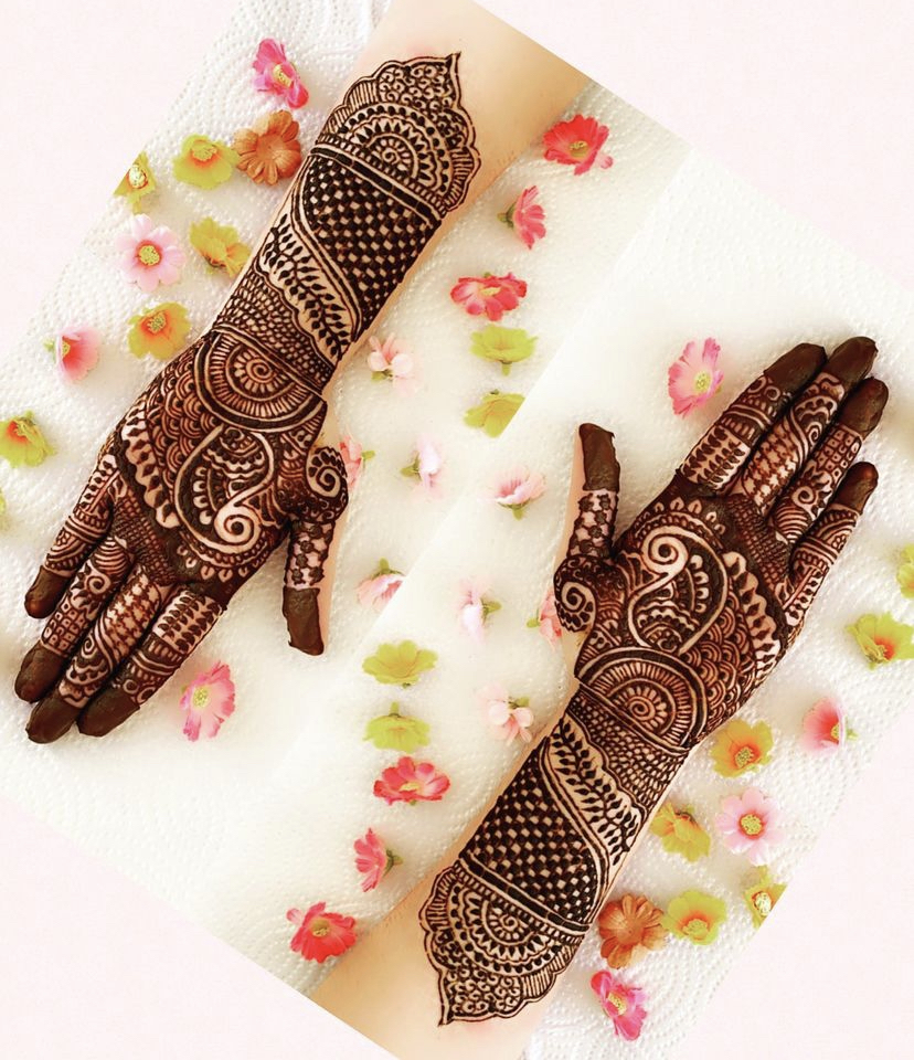 Mandy Mehndi Motif | 124 Essex Point Dr, Cambridge, ON N1T 1W6, Canada | Phone: (226) 808-3714