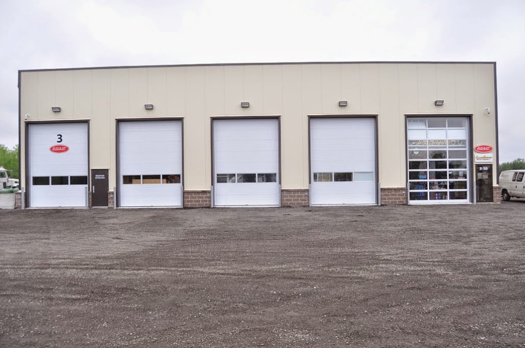 Camions Excellence Peterbilt | 30 Montée Saint Jacques, Saint-Jacques-le-Mineur, QC J0J 1Z0, Canada | Phone: (514) 270-3220