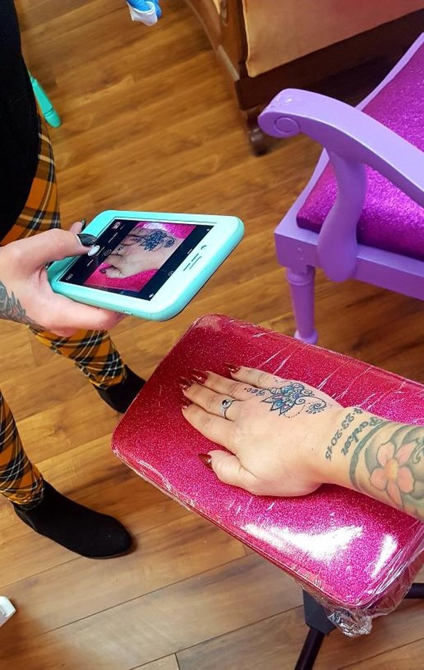 CryBaby Tattoo | 1 Light St, Woodstock, ON N4S 1B8, Canada
